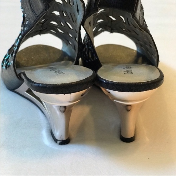 NWOB John Fashion Allover Sequined Open Toe 9 - Picture 8 of 8